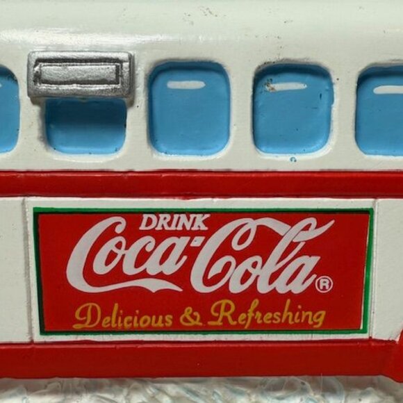 Vintage Coca-Cola Town Square Collection Community Bus Drink Coca-Cola Figurine - Picture 2 of 11